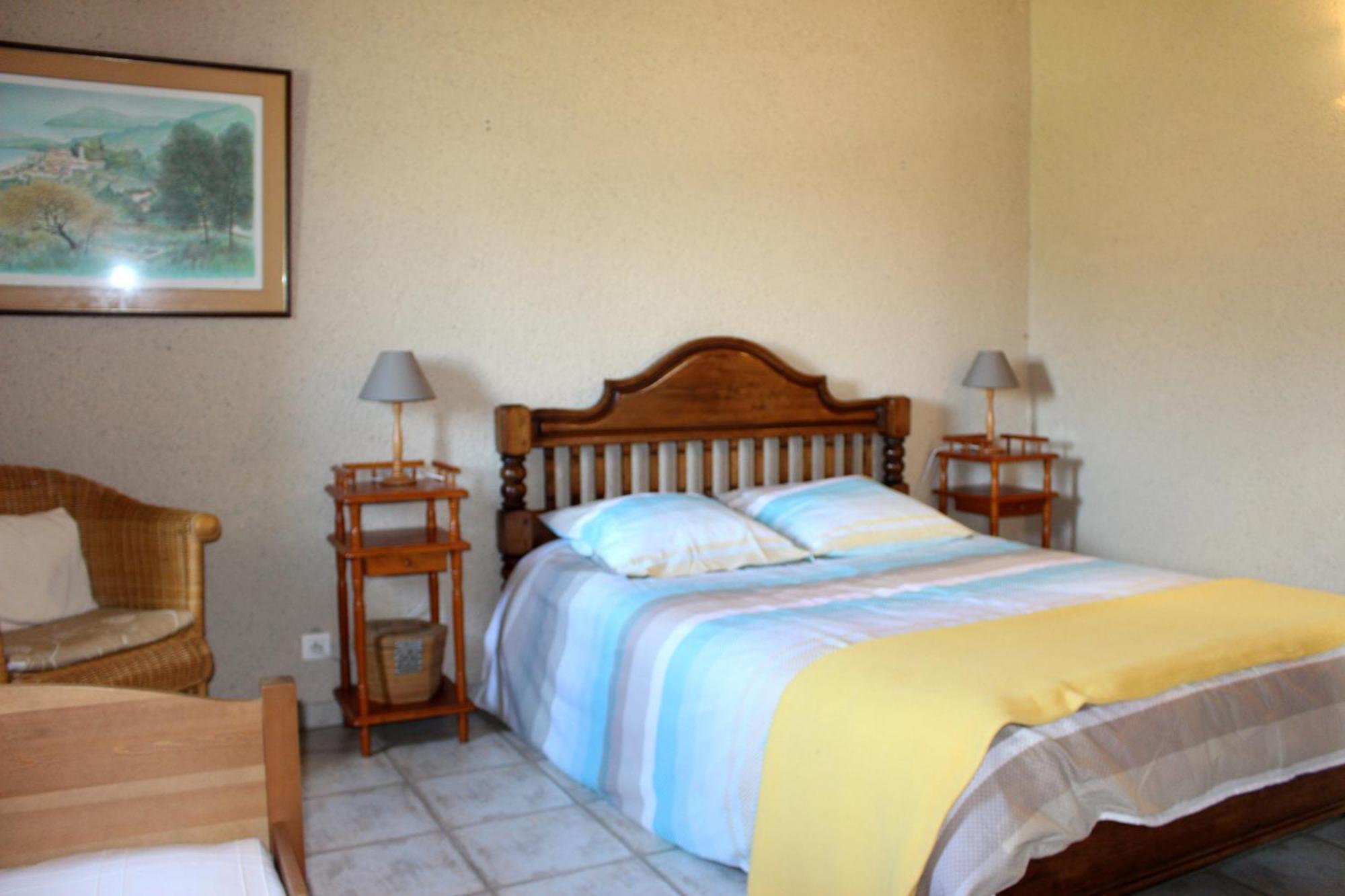 Le Vignal Villa Monflanquin Room photo